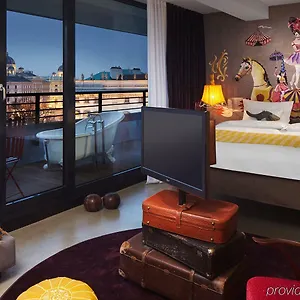 **** فندق 25 ساعة بايم موزيومسكوارتير النمسا
